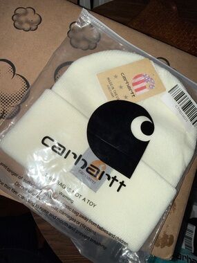 Carhartt.